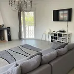 וילה Casa Beavan *